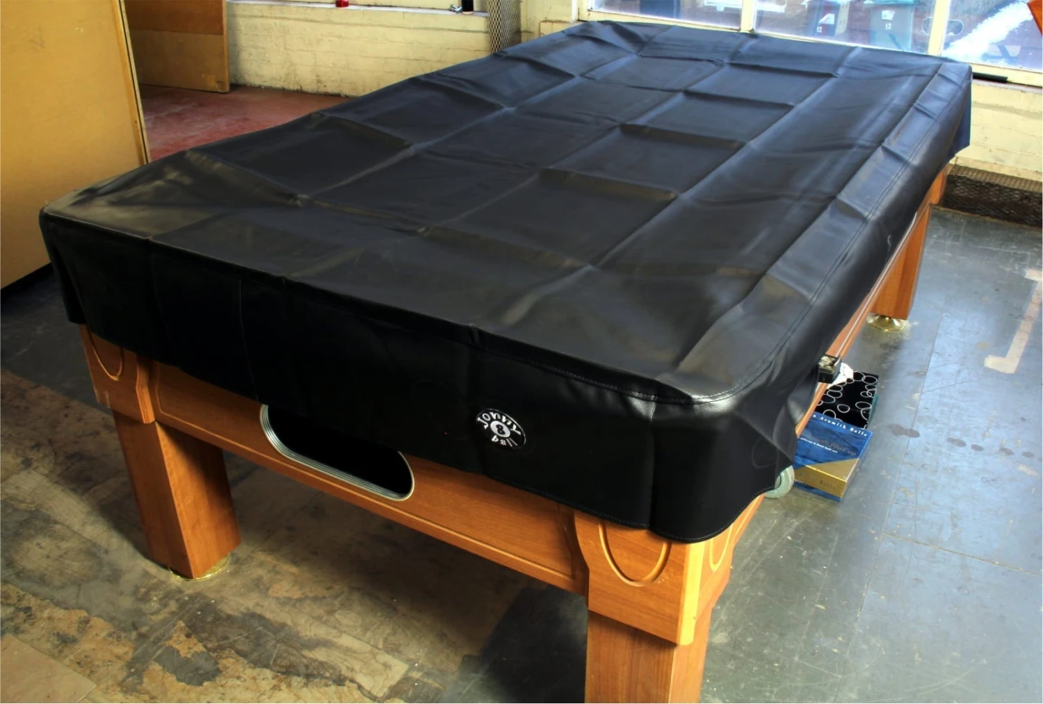 Jonny 8 Ball Jonny 8 Ball Heavy Duty Water Resistant Pool Table Cover - 7FT BLACK 4 Jonny 8 Ball Jonny 8 Ball Heavy Duty Water Resistant Pool Table Cover - 7FT BLACK - Image 2