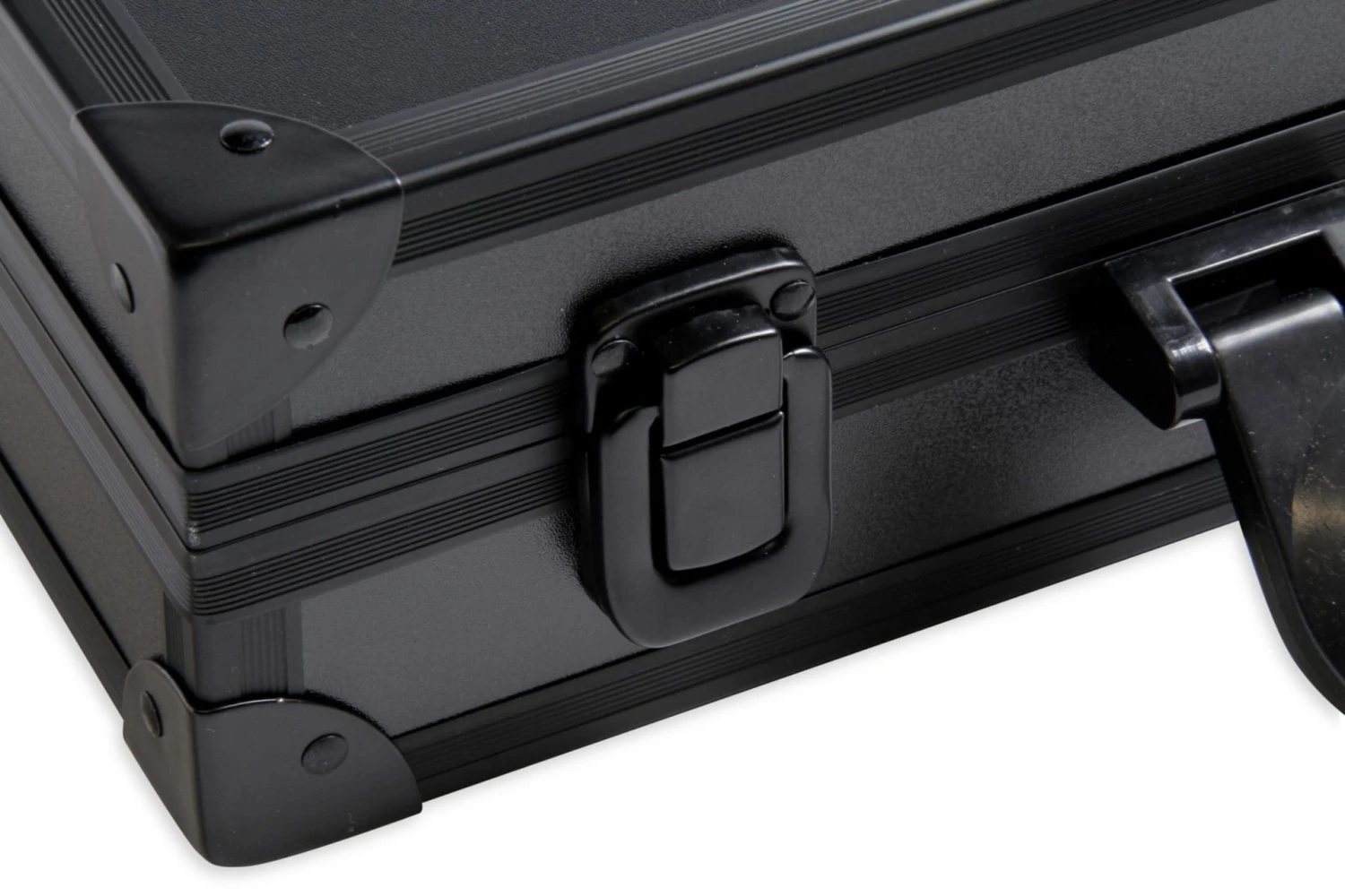 Baize Master Baize Master AMERICAN POOL Black Aluminium 16 Ball Carry Flight Case - 2 1/4 Inch Balls 9 Baize Master Baize Master AMERICAN POOL Black Aluminium 16 Ball Carry Flight Case - 2 1/4 Inch Balls - Image 7